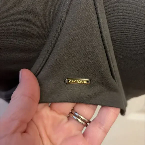 Cacique Lightly Lined Balconette Bra Size 46H - Picture 2 of 5